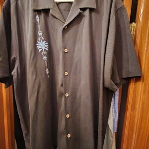 Tommy Bahama Button Down Shirt  131 t34919 XL.